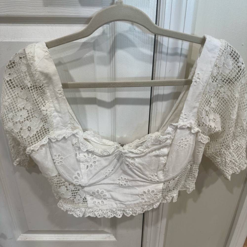 White Lace Crop Top Puff Sleeve
